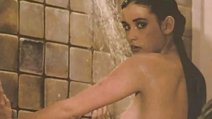 رابطه جنسی دهانی, تقدیر بر فیلم سکس با برادر روی صورت است,