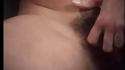 ایستاده بود و فقط در جوراب ساق سیکس خواهربرادر بلند و بلوز,